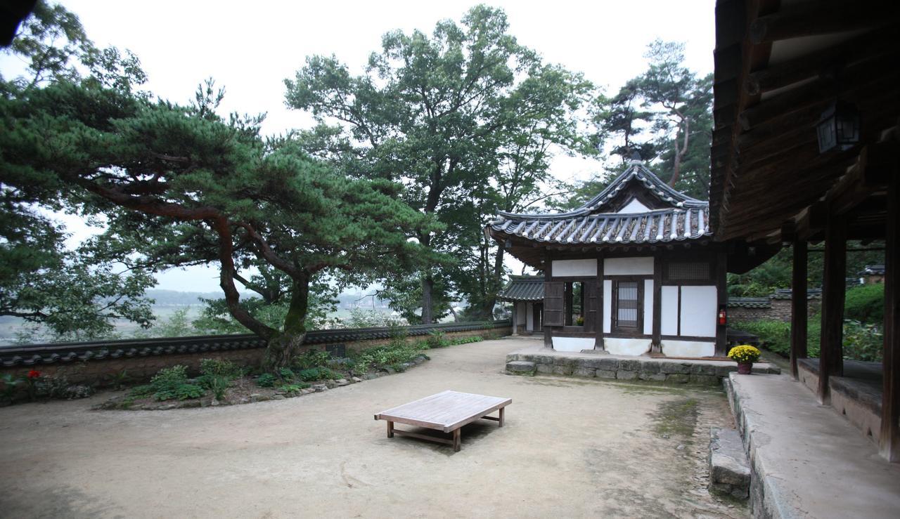 Okyeon Jeongsa Bed & Breakfast Andong Eksteriør bilde